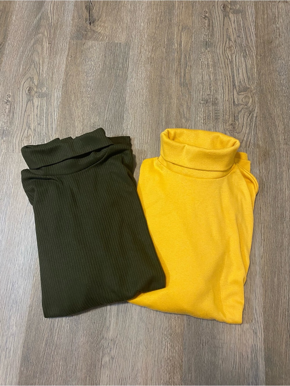 Vintage Bobbie Brooks Ribbed Turtleneck Set in Olive and Mustard Made in USA XL